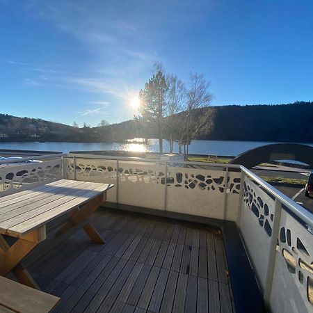Hotel La Bonne Hotesse Chambon-sur-Lac Buitenkant foto