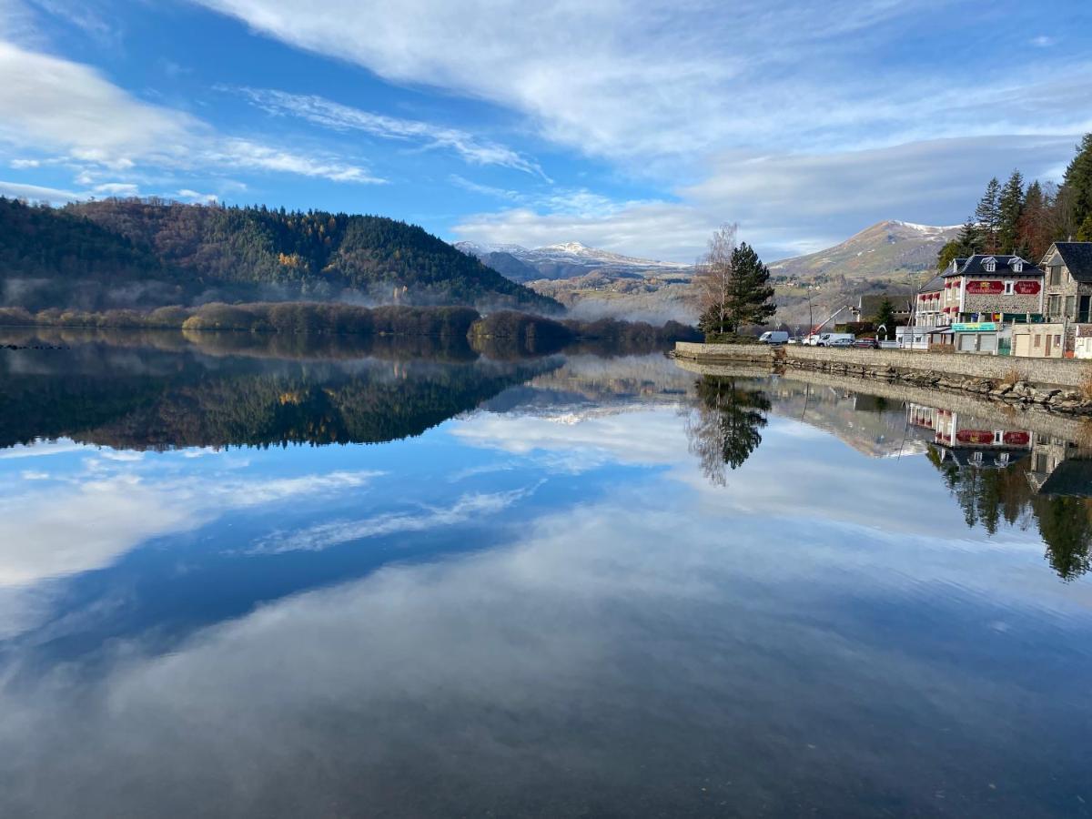 Hotel La Bonne Hotesse Chambon-sur-Lac Buitenkant foto
