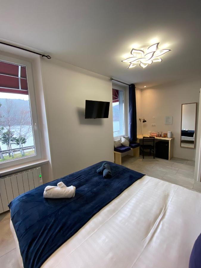 Hotel La Bonne Hotesse Chambon-sur-Lac Buitenkant foto