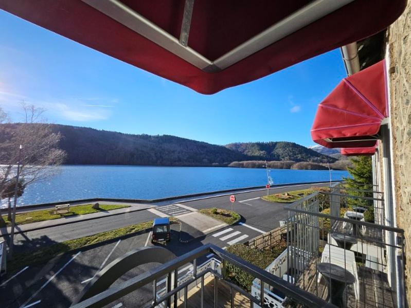 Hotel La Bonne Hotesse Chambon-sur-Lac Buitenkant foto