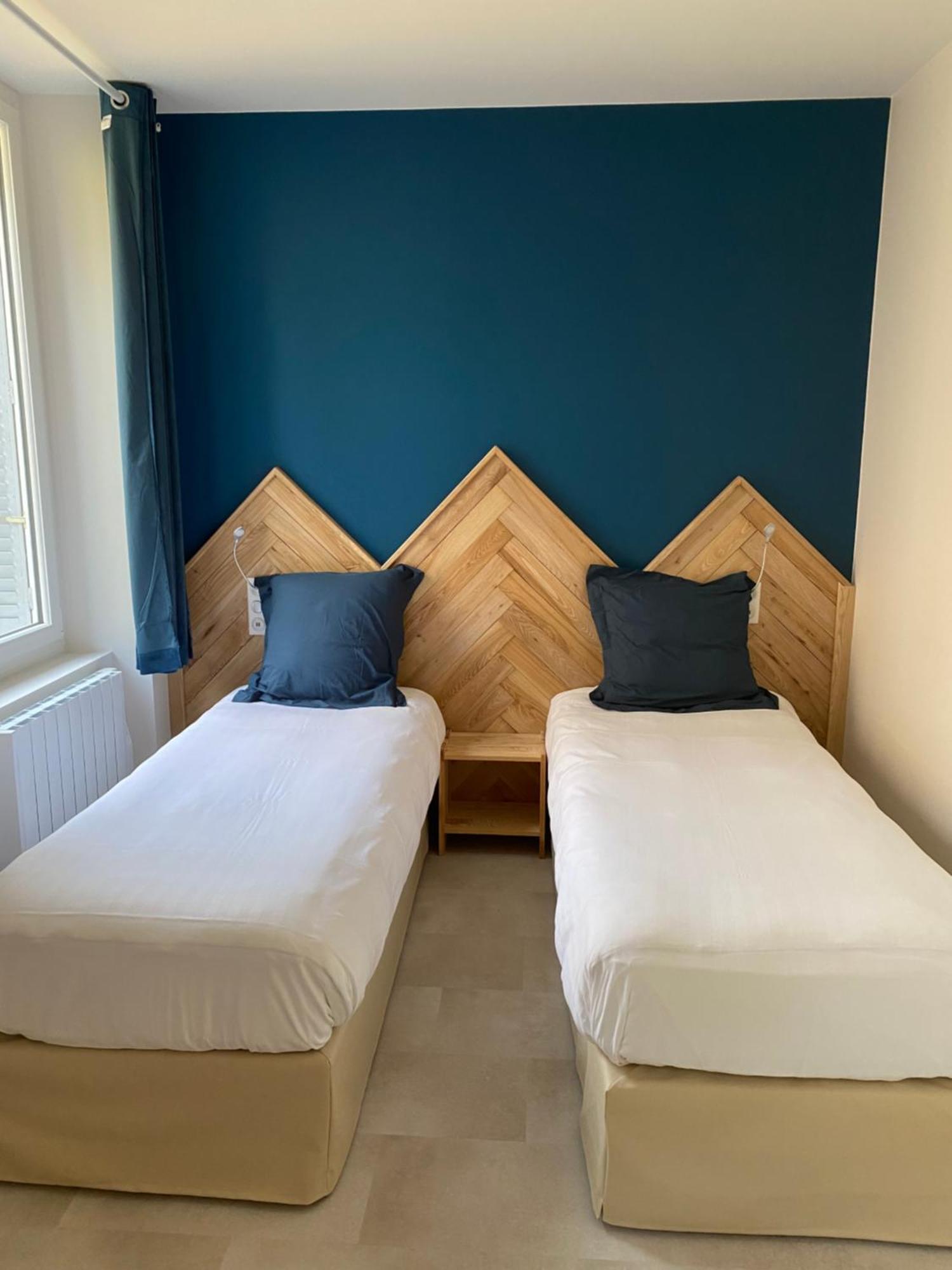 Hotel La Bonne Hotesse Chambon-sur-Lac Kamer foto